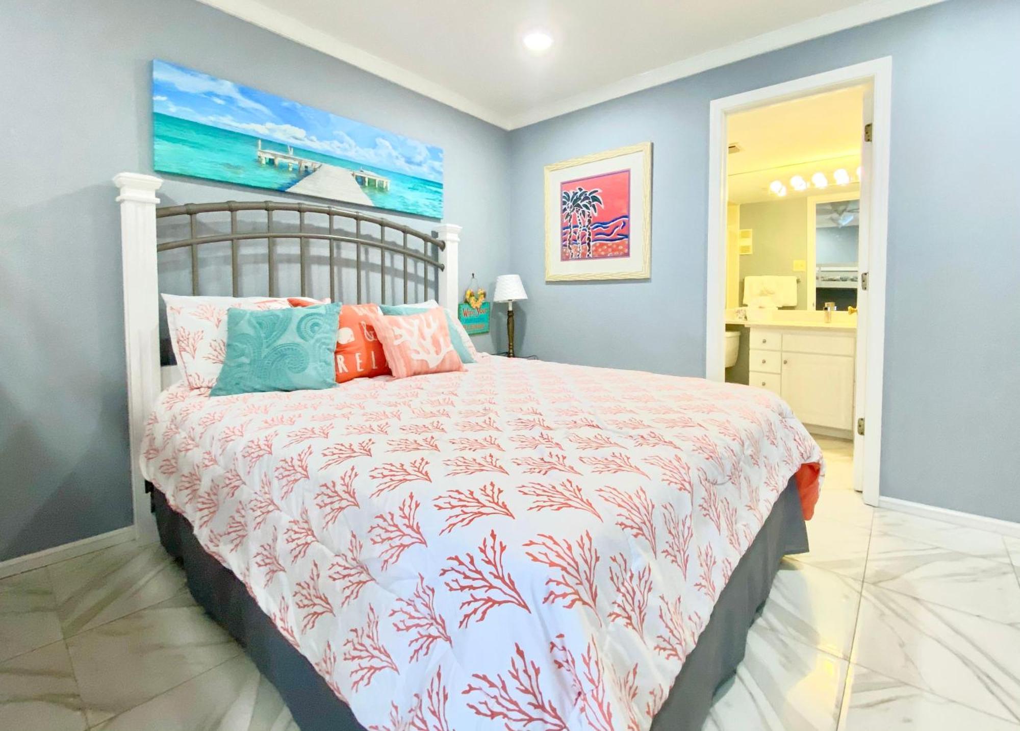 Pelican Walk 1006/1007 Holiday home *